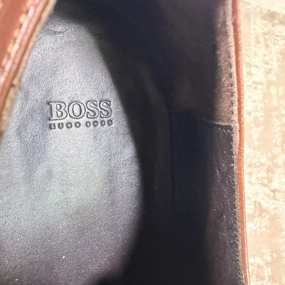 Hugo Boss Oxford Dress Shoes Mens Brown Size 11 Wingtip Leather Old Money